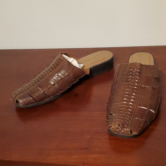 Romano leather slip on mules, size 9 - Picture 3 of 6